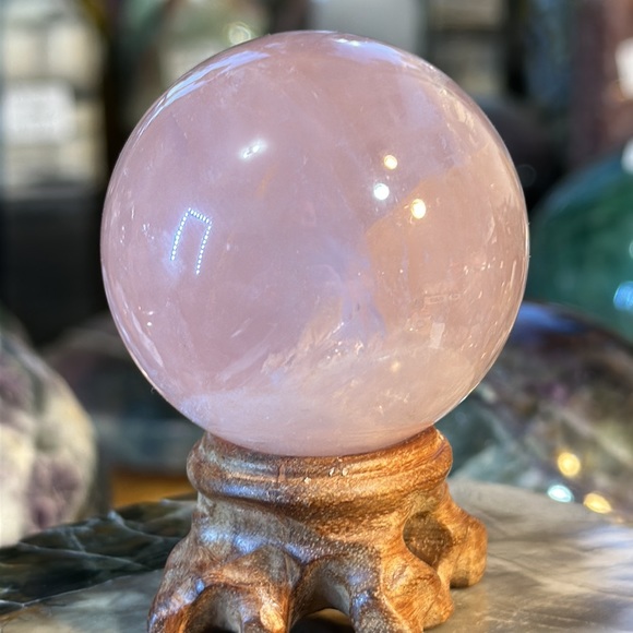 🔥SALE🔥 Star Rose Quartz Sphere! Watch The Video! Sparkles And A Rainbow! - Picture 4 of 12